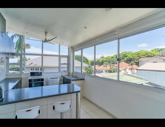 3 BEDROOM FLAT RENTED IN MORNINGSIDE
